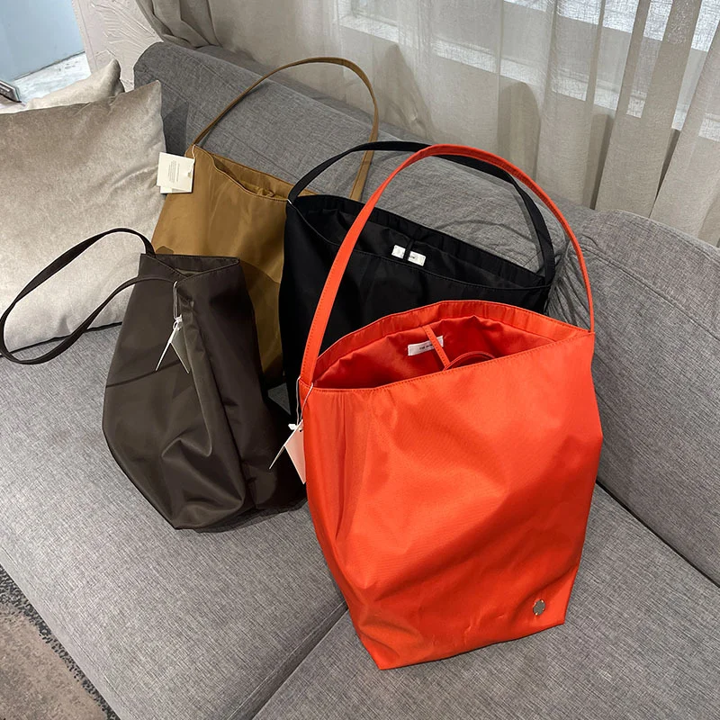 New Nylon The Row Bucket Bag Tote Bag High Quality and Large Capacity Tote Bag Commuting Shoulder Bag