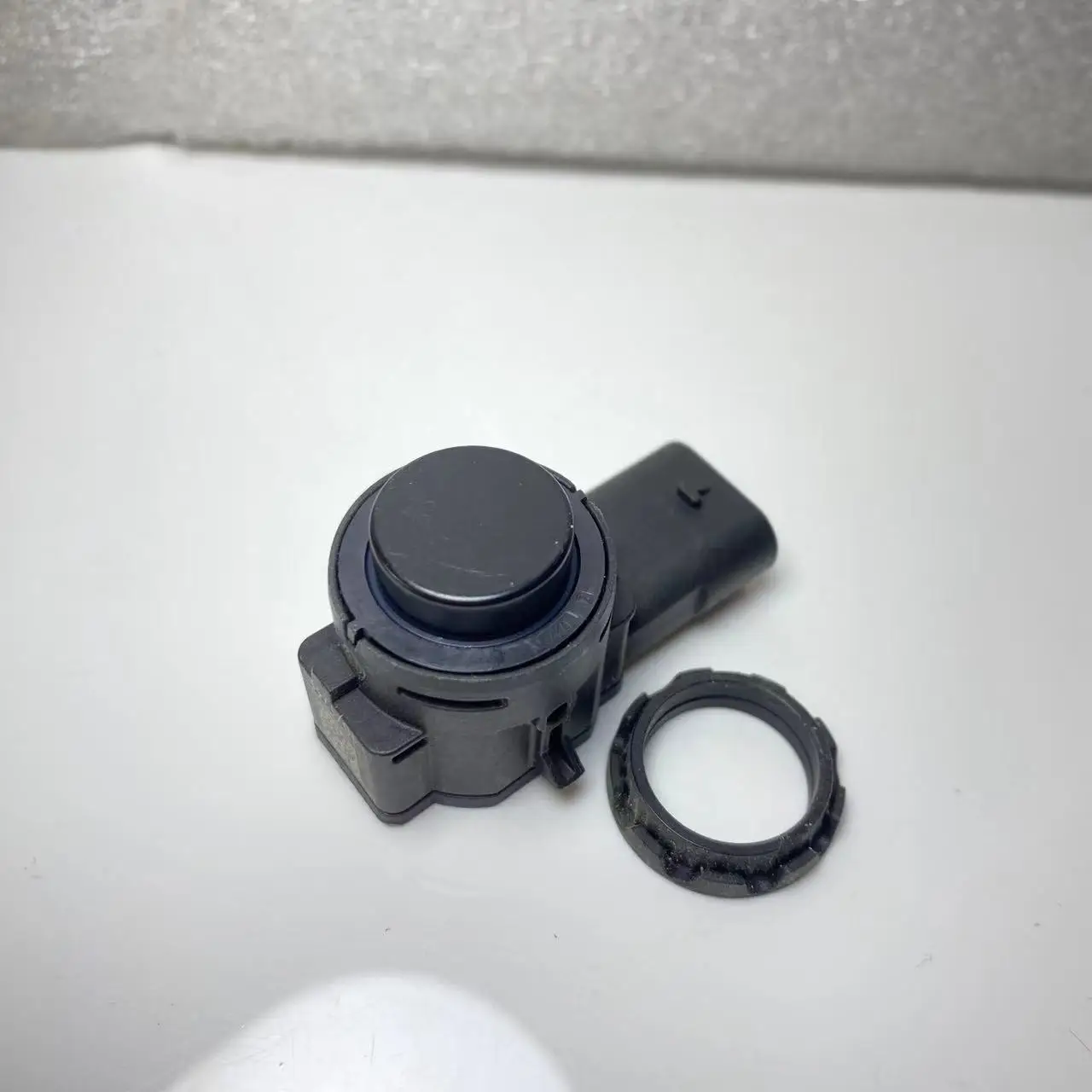 

66209471930 Оригинальный ультразвуковой датчик парковки OEM 6,50 PDC для BMW F40 F44 G20 G21 G30 G31 G11 G14 G15 G05 G06 G07 Z4 G29