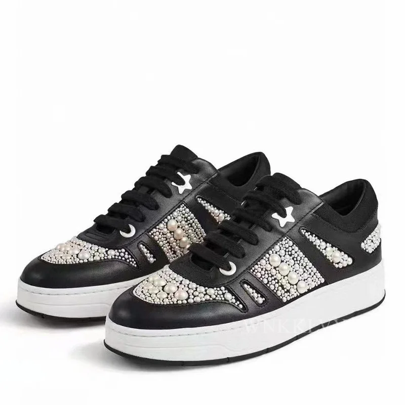 Кроссовки женские из натуральной кожи небольшие белые повседневные сникерсы на