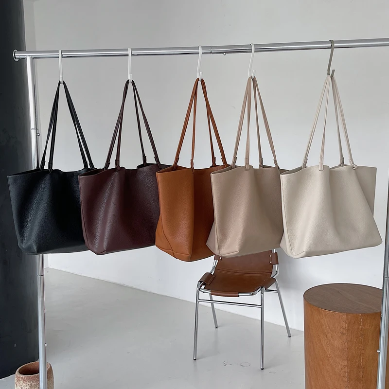 

New Women's Bags Sets Korean Ladies Small Shoulder Bag Soft PU Leather Plicated Strap Female Triangle Handbags Whole Sale