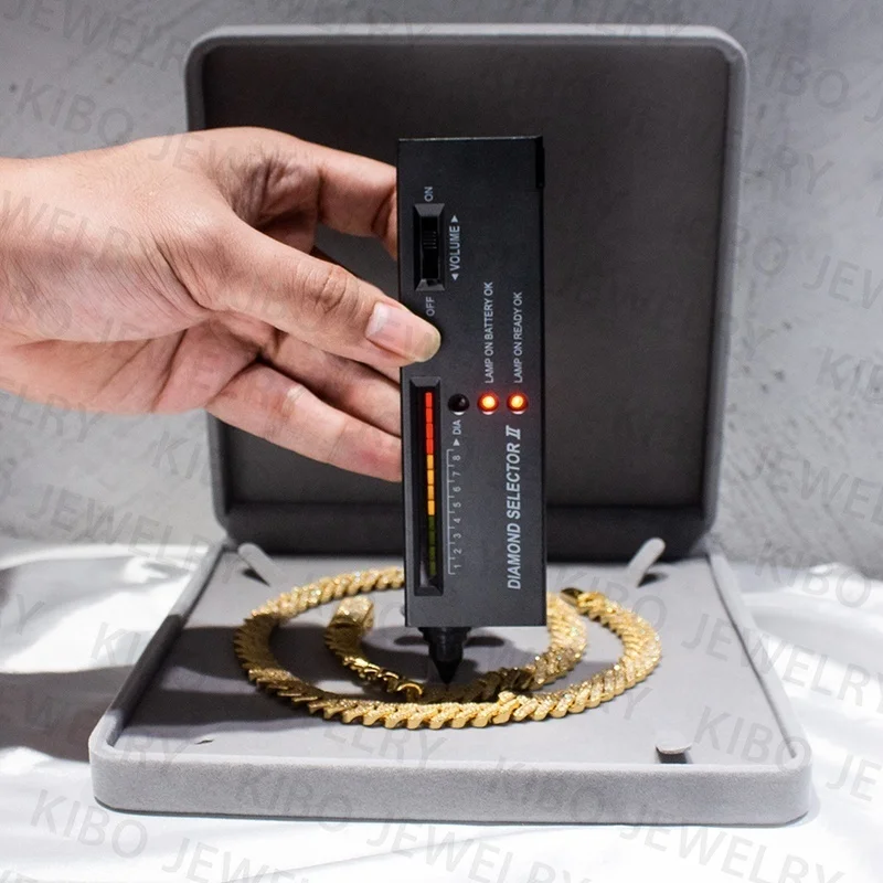 Цепочка Из кубинской цепи с муассанитом 12 мм 10 к