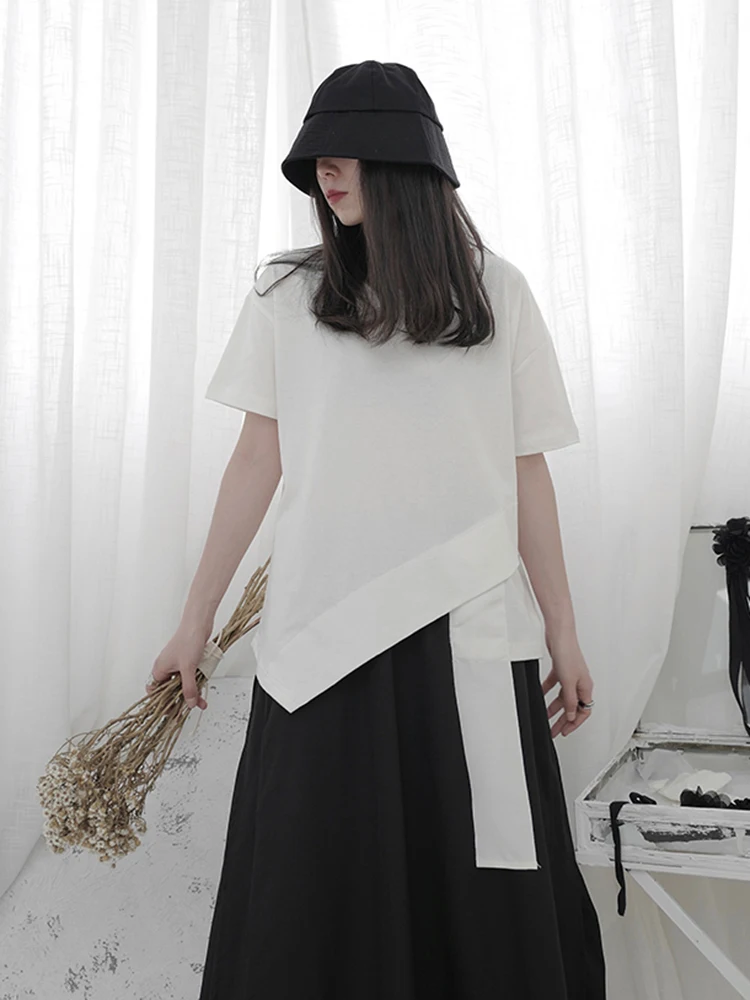 [EAM] Женская Асимметричная футболка большого размера с белой лентой новая модная