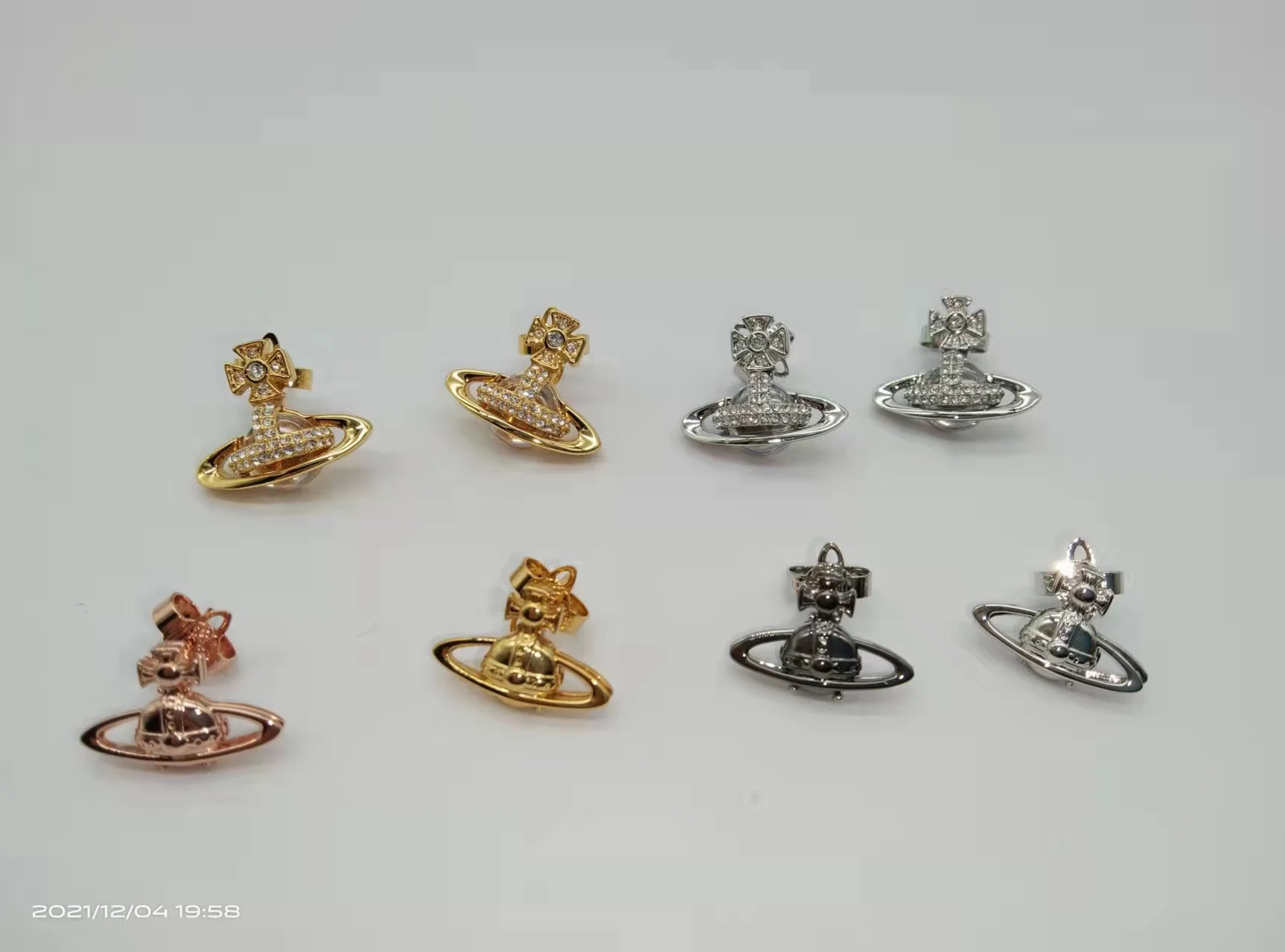 

VIP & Simple Punk/Earrings Luxury
