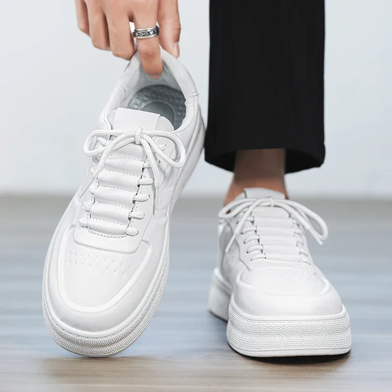 Обувь для скейтборда мужчин. Модные белые туфли. Мягкие и удобные. Износостойкие