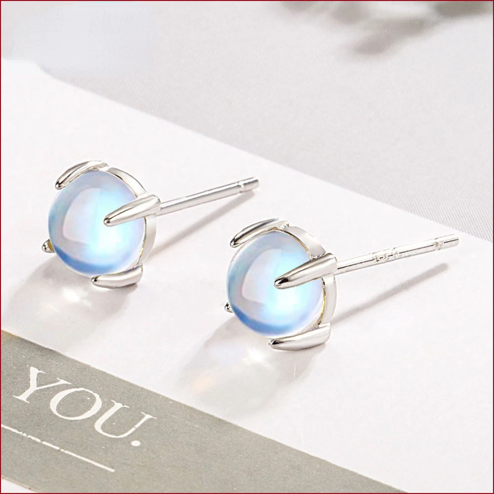 

Moonstone Stud Earrings Women's Simple Graceful Online Influencer High-Grade Light Luxury Cute and Compact Fashion Small Fresh