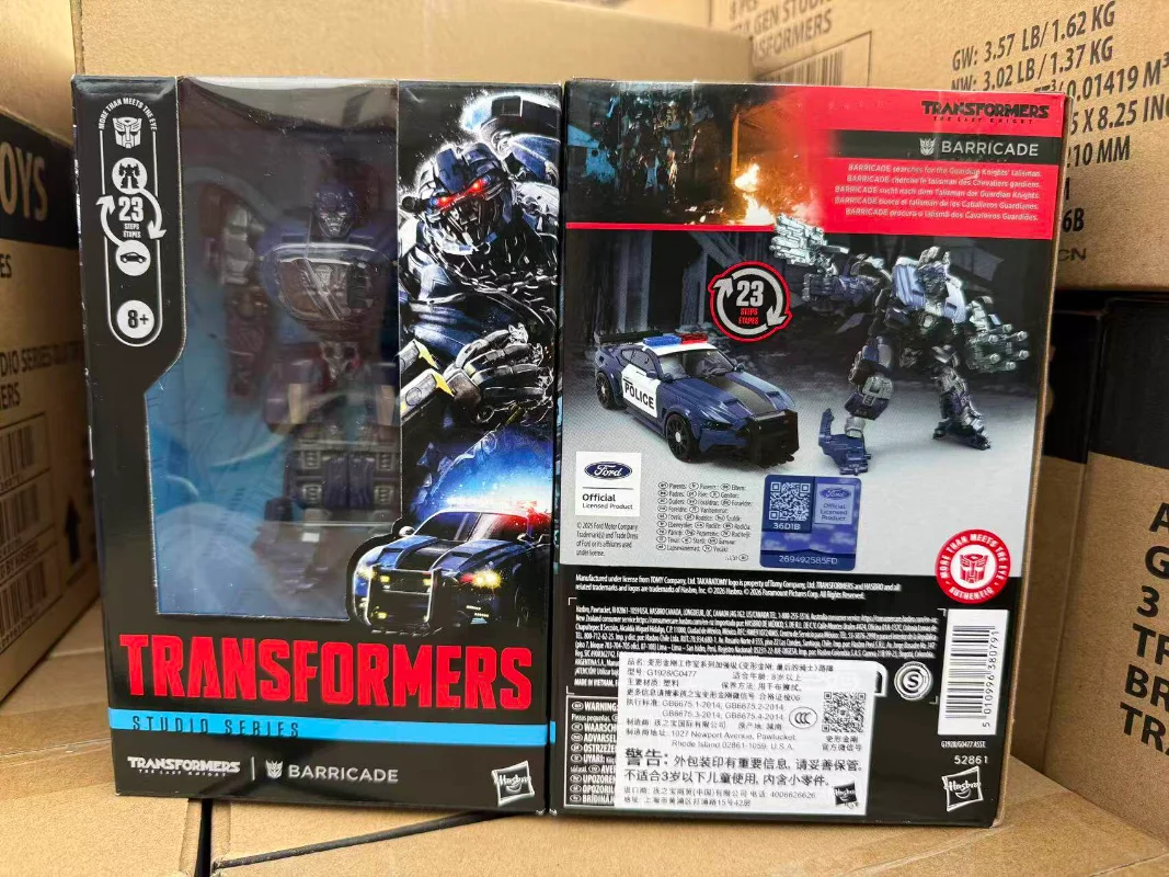 В наличии: Фигурка Hasbro Studio Series D Class Barricade The Last Knight Garage Kit (анимемультфильм) (art.: 3920d97c2d8bf) - 3920d97c2d8bf