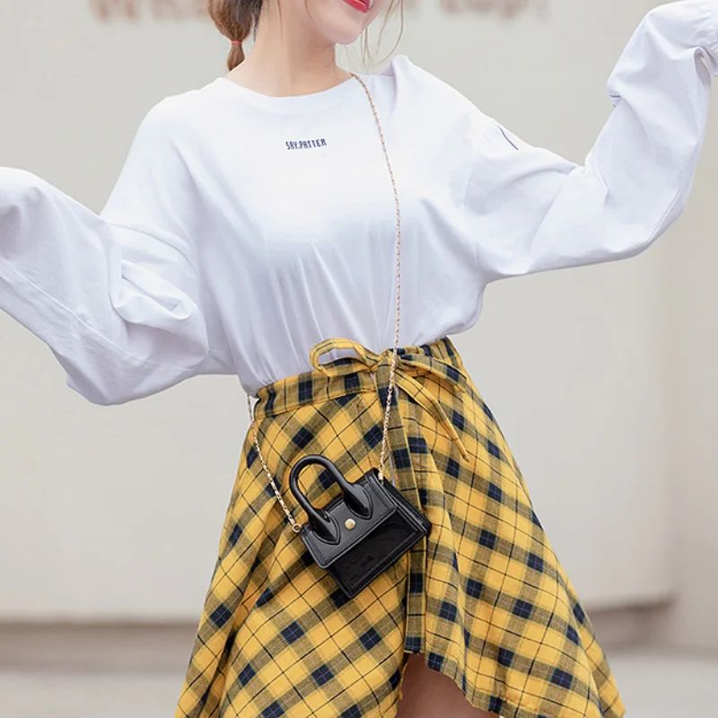 

Fashoin Mini Square Lipstick Bag Keychain Exquisite Personality Storage Bag Gift Purse Organizer Women Pocket Coin Wallet