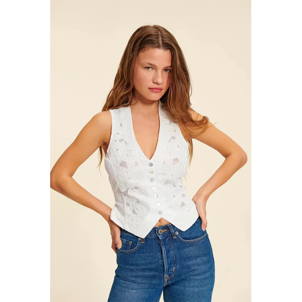 French Rou@e2023 Summer New Solid Color Heavy Embroidery Vest High Waist Embroidered Linen Shorts