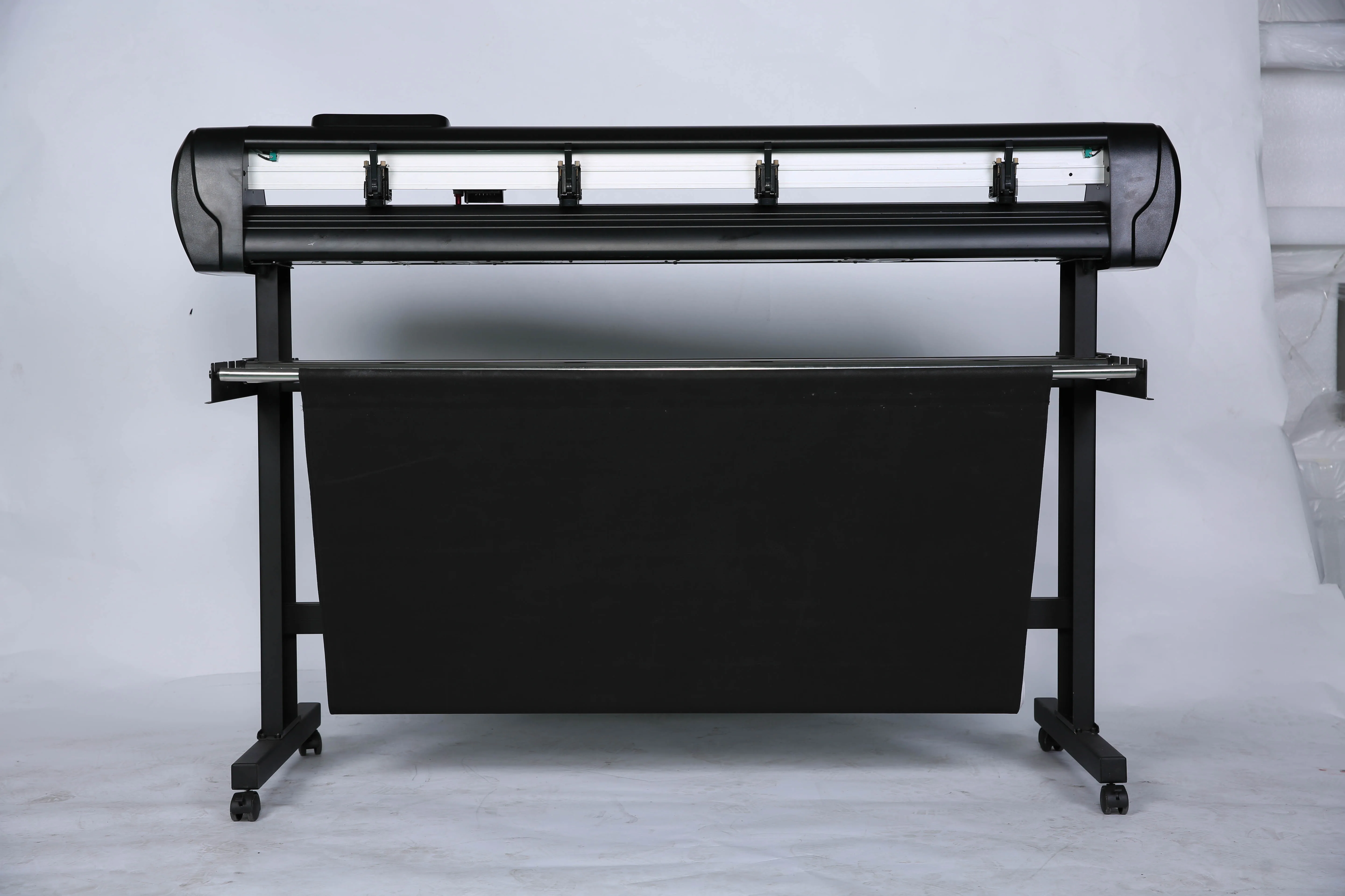 2023 Функция автоматической резки контура режущий графический резак плоттер 1350 с