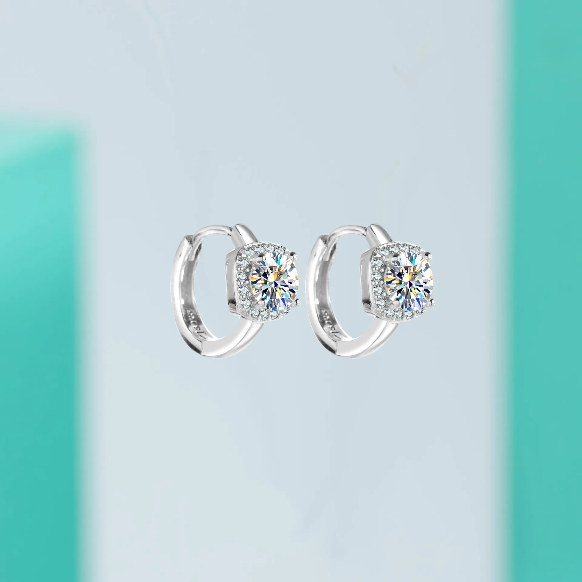 

Classic 100% 925 Sterling Silver Real 1 Carat 6.5mm Moissanite Hoop Earrings For Women Sparkling Wedding Fine Jewelry Gifts