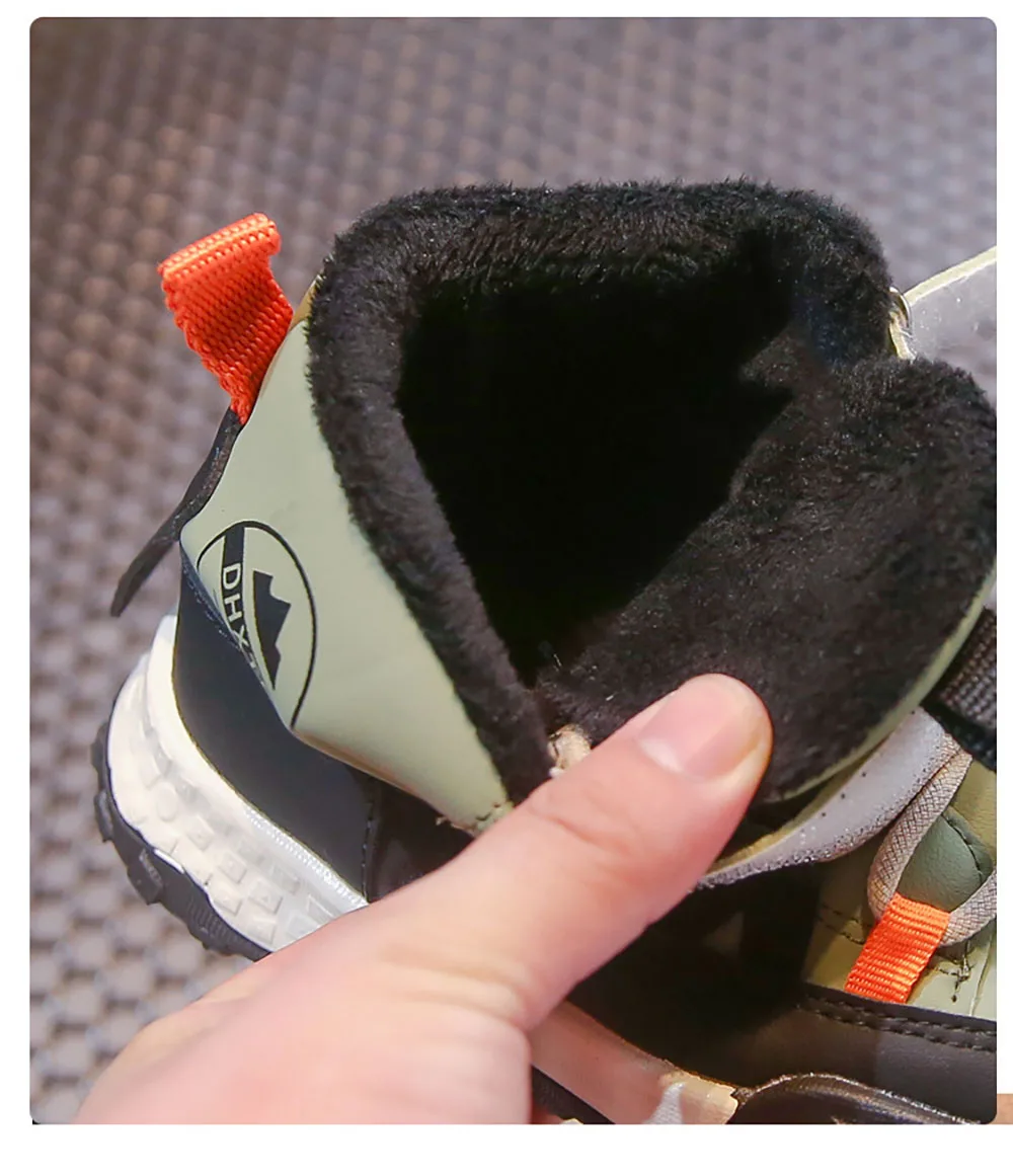 Подростковые зимние ботинки толстые теплые плюшевые нескользящая трендовая