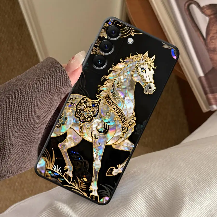 Фото Чехол для Samsung Galaxy A51 A73 A06 A37 A57 A15 A25 A16 A05 A23, чехол для телефона A52 A36 A50 A17 A13 A12 A70 A53 A41 Lucky Horse №5