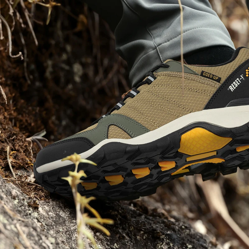 Baasploa 2023 Men Hiking Shoes Non-slip Sneaker Wear-resistant Outdoor Shoes Leather Waterproof Plus Size 41-50 Climbing Shoes