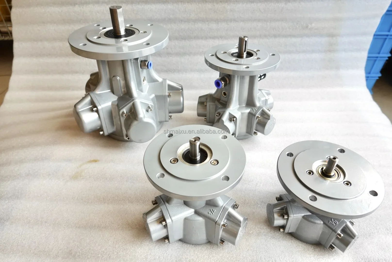 TMH-1.5-200 Эффективный алюминиевый фланцевый пневматический двигатель 200 мм 28 Нм 1 125