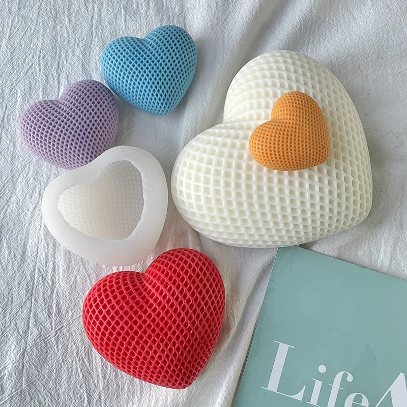 

DIY Weaving Heart Crystal Epoxy Silicone Resin Mold
