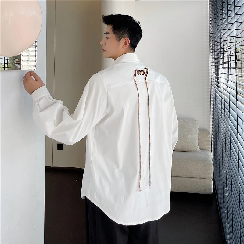 

Chic Men's Casual Black White Casual Shirt Colorful Embroidery Decoration Loose Top B42