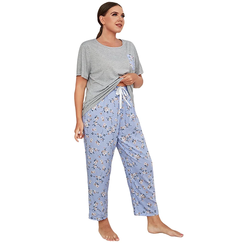 

Women Pajamas Set Crew Neck Short Sleeve T-Shirt & Floral Long Pants Two Piece Sleepwear Pjs Sets