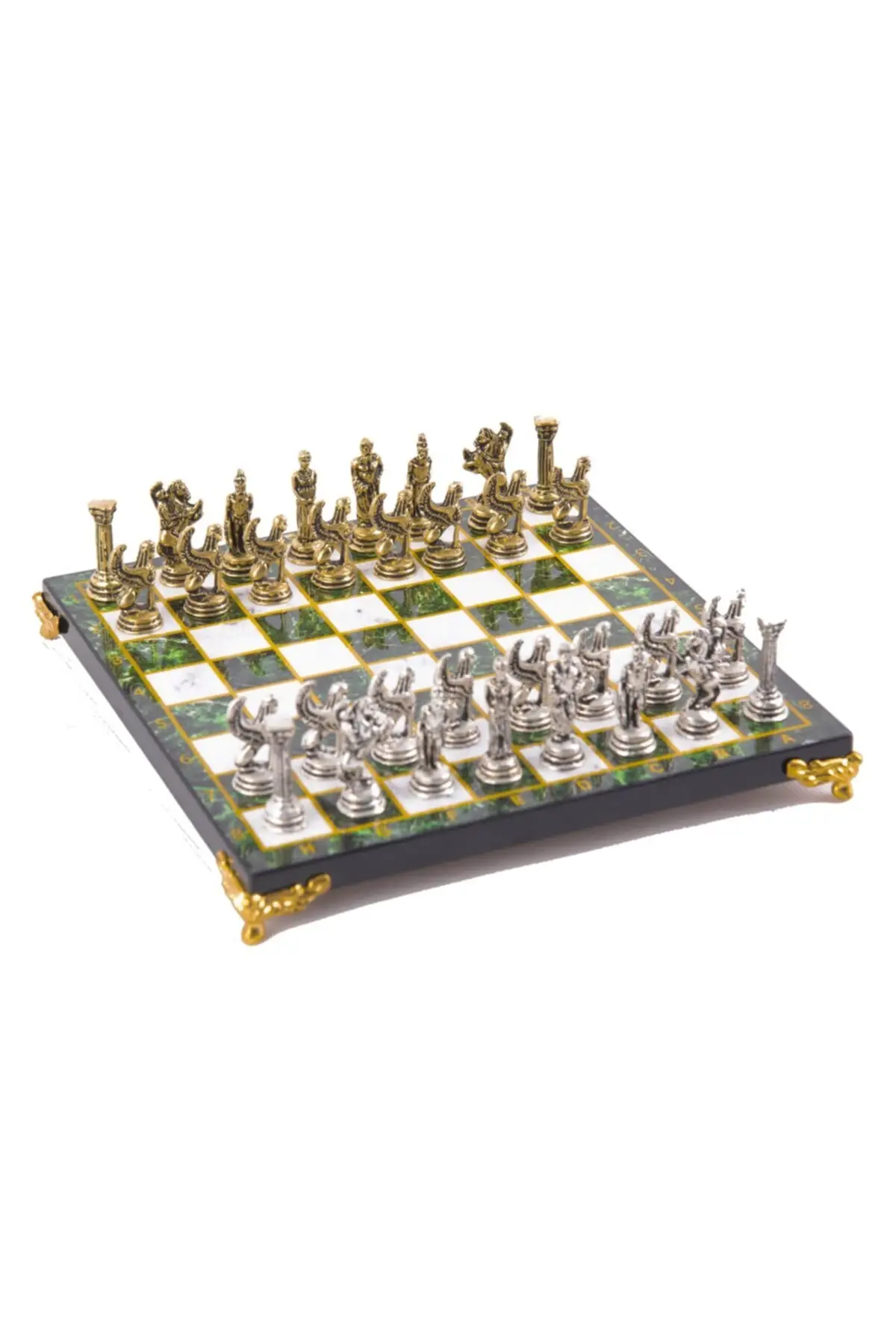 

Luxury Metal Casting Chess set Pegasus Horses & Custom Floor Standing Emerald Green Marble Pattern Board Game Groups Hobby