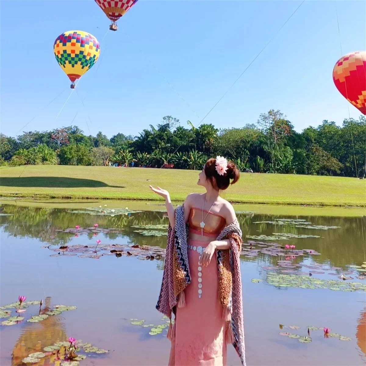 2024 новый комплект из трех предметов с одеждой Ju Jingyi знаменитостями в Интернете и