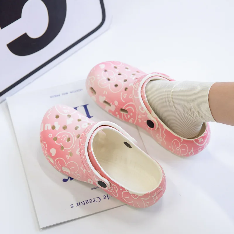 

Women Slippers Summer Cartoon Women's Beach Garden Clogs Camouflage Pvc Casual Sandals Soft Outdoor Slippers Women's Sandals