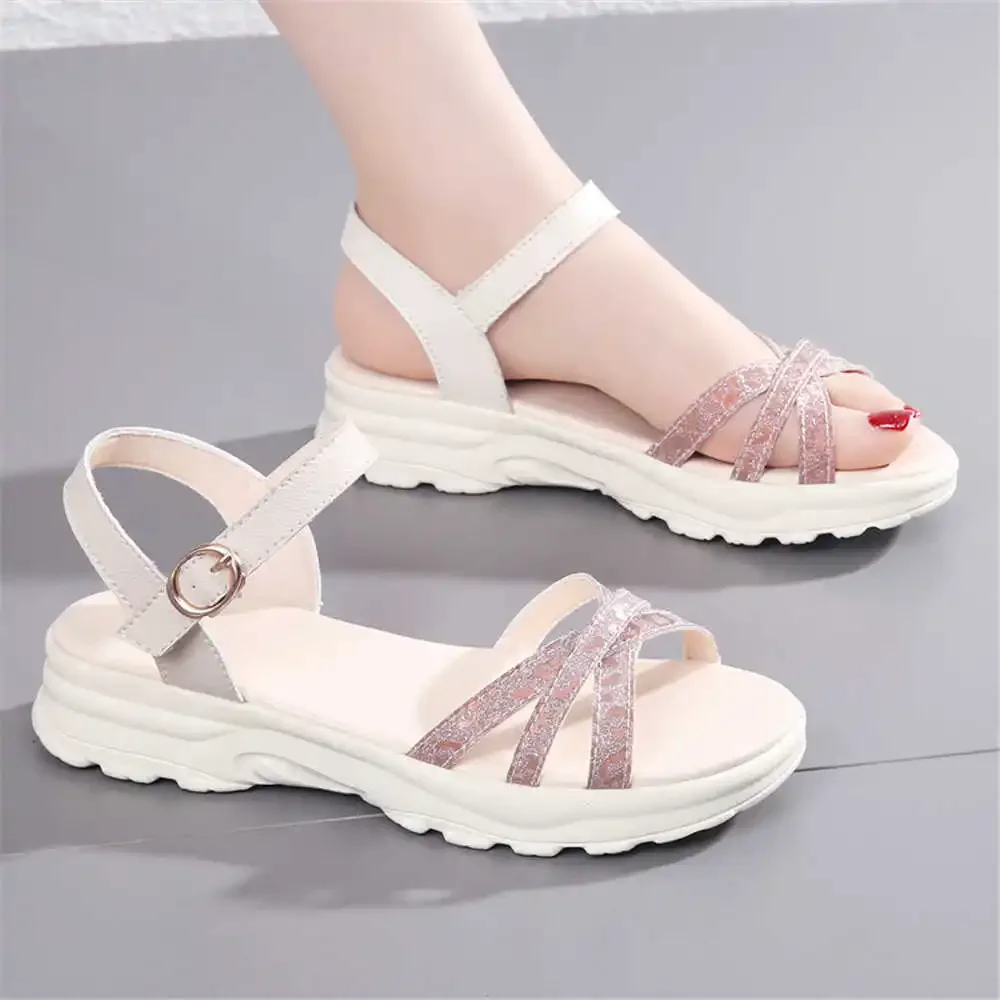 Мягкие нескользящие женские тапочки для отдыха баскетбольная женская обувь