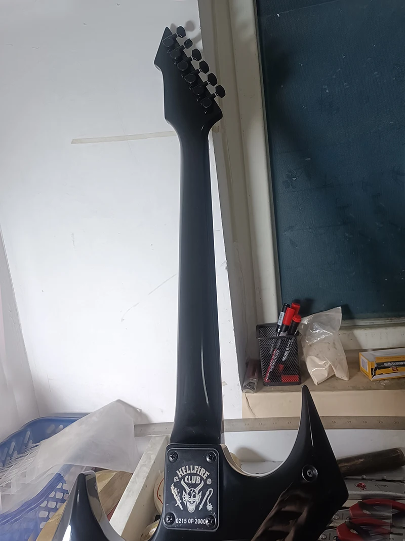B.O.C.RICH The Hellfire электрогитара