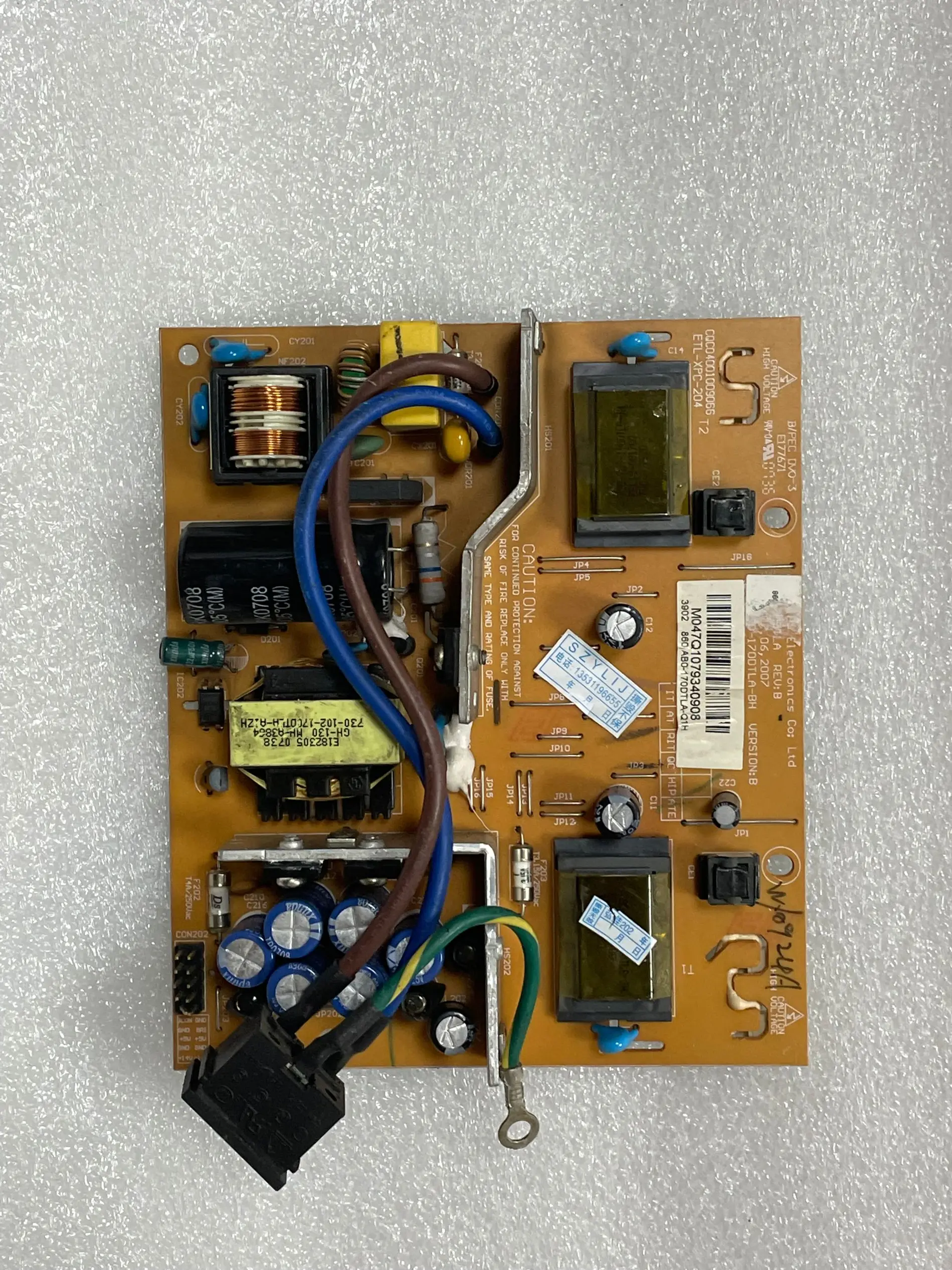 

Импульсный источник питания SZYLIJ PI-170DTLA