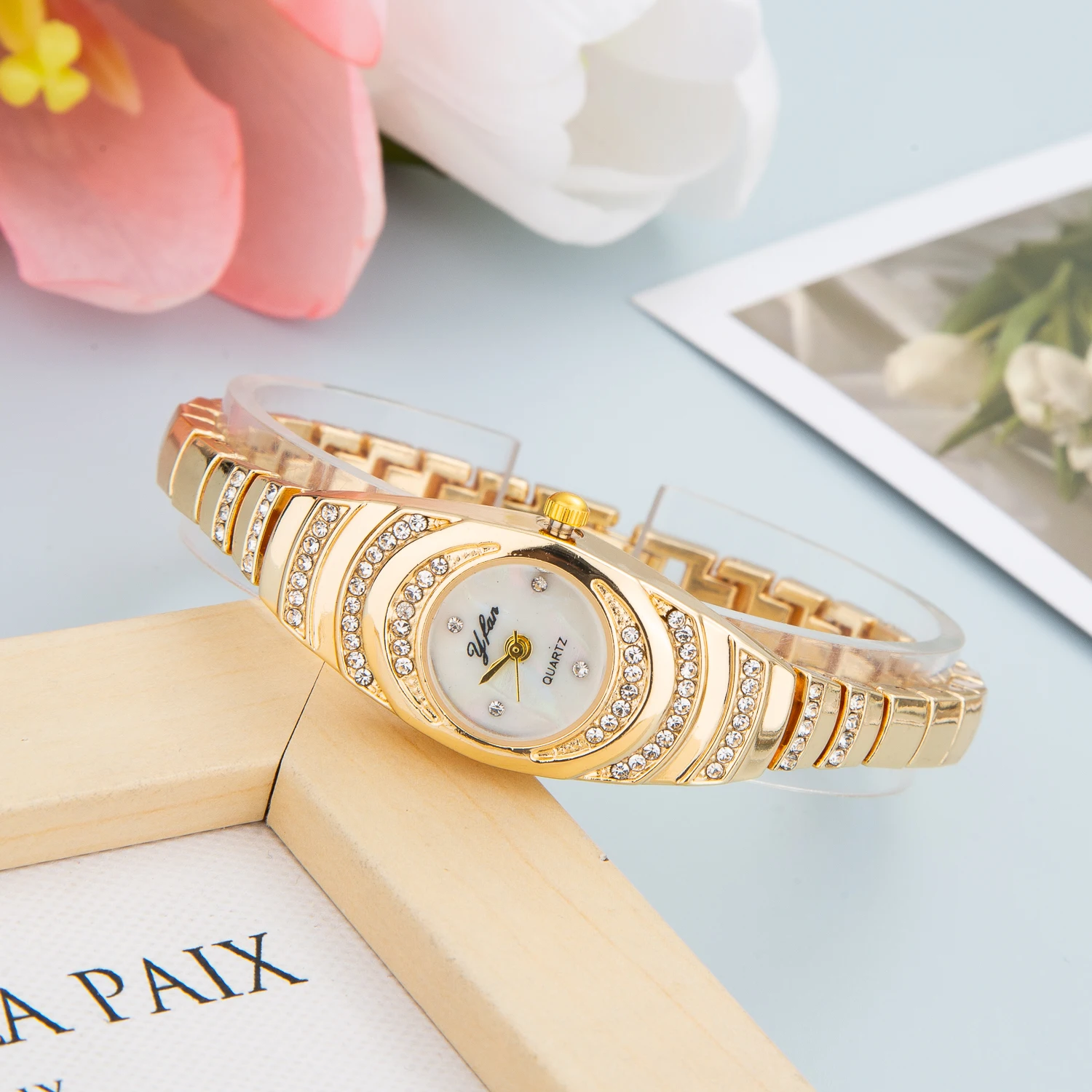 Luxury Crystal Women Bracelet Watches Top Brand Fashion Diamond Ladies Quartz Watch Steel Female Wristwatch Montre Femme Relogio