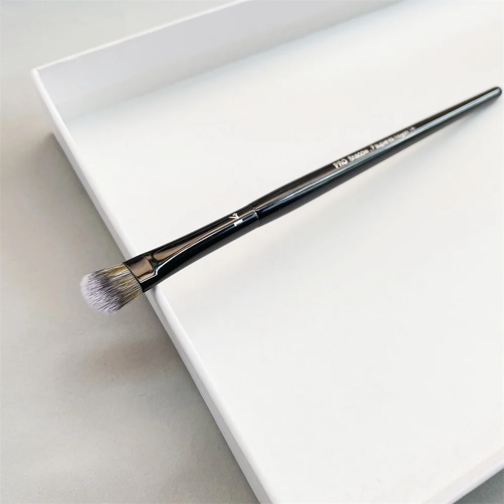 

PRO Shadow Makeup Brush #14 - Soft Medium Tapered Eyeshadow Cosmetics Beauty Brush Tools