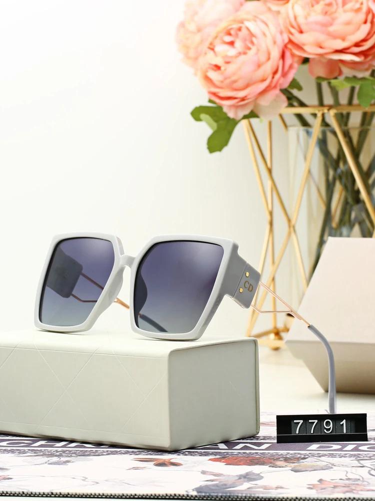 

New Frame Ultra Light Ultra Clear Polarizing Sunglasses With Prescription Glasses And Women's Sunglasses The Butterfly Shape