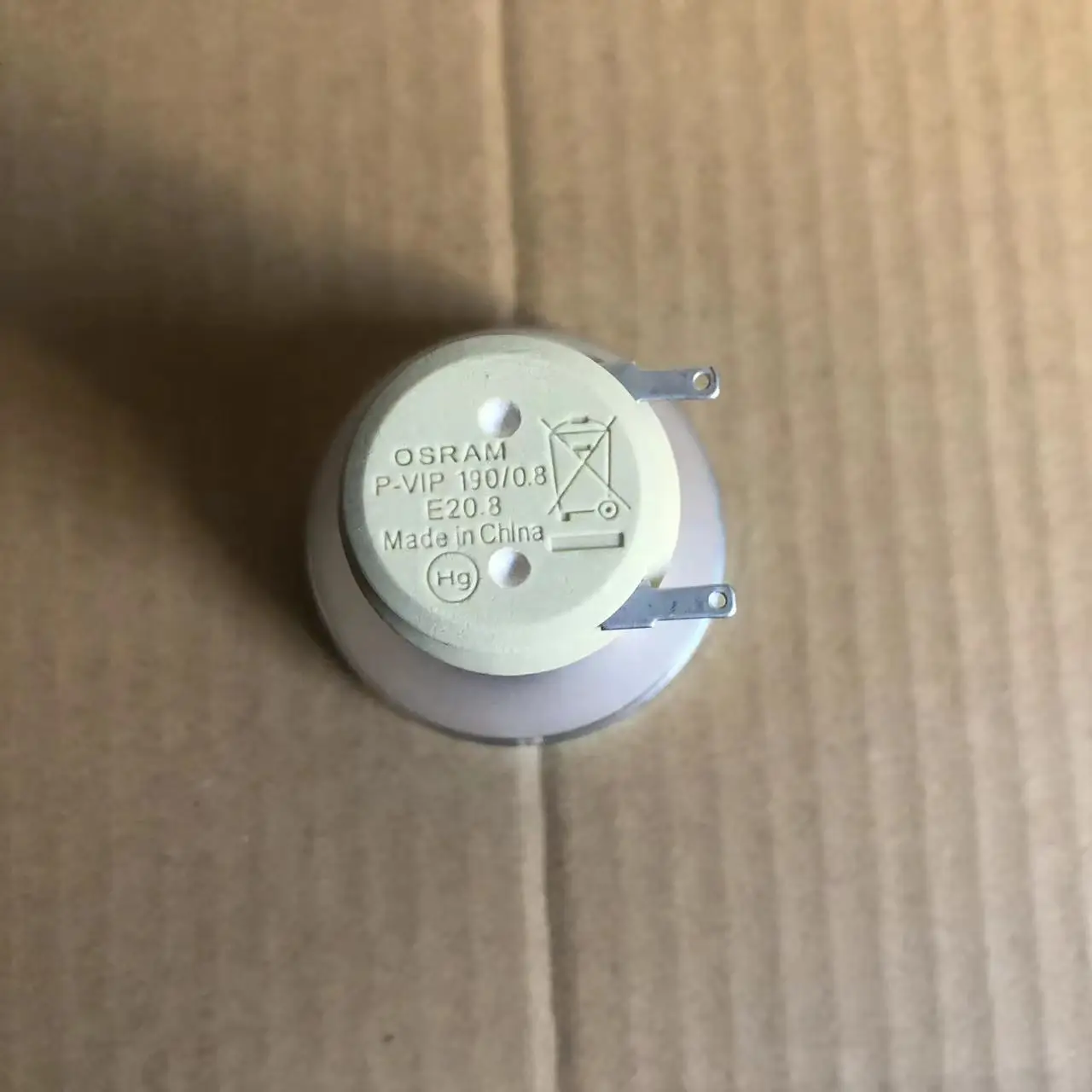 

Подлинная Оригинальная лампа-проектор диагональю 190/0.8 E20.8 190 Вт