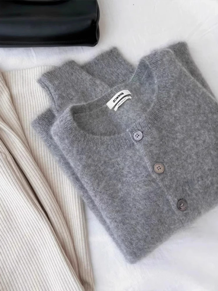 Высококачественный серый мягкий клейкий бархатный вязаный кардиган из