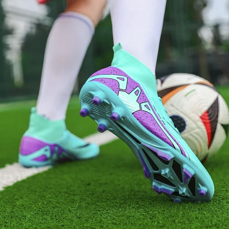 Фото Professional Men Soccer Shoes Society Cleats Original Football Boots Ankle Non Slip Fast Football Field Boots Indoor Sneakers №4