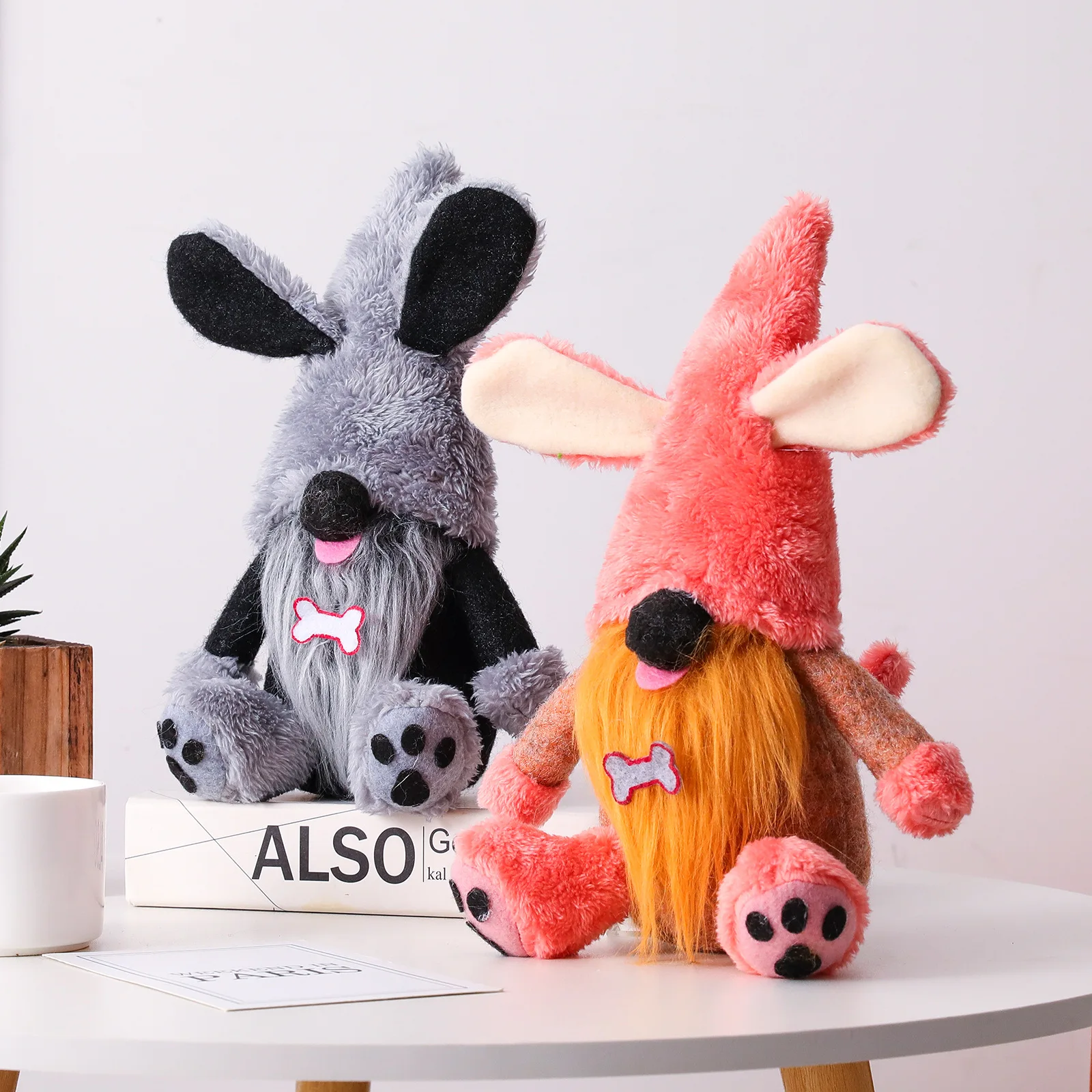 

2022 Cartoon Bone Dog Rudolph Doll Decorative Props Ornaments Scene Layout Dolls