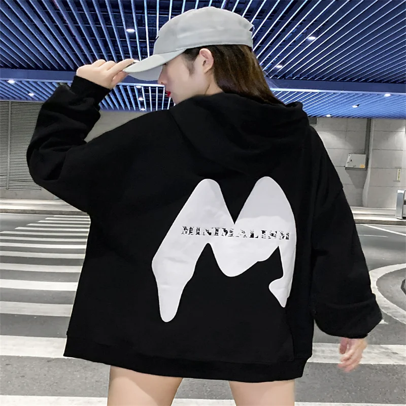 

Женский свитер с капюшоном в стиле хип-хоп