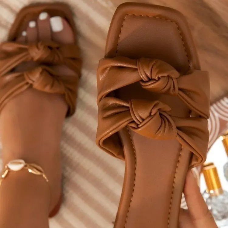 

2022 NEW Women's Slippers Summer Bow Luxury Square Head Flat Heel Female Plus Size Outdoor Beach Comfortable Sandals