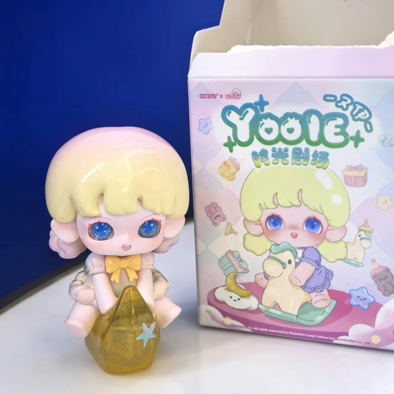 Фото Коллекционная фигурка Yooie Mini Blind Box Time Theater Series: Милая трендовая игрушка, украшение для рабочего стола, подарок на день рождения для взрослых женщин №3