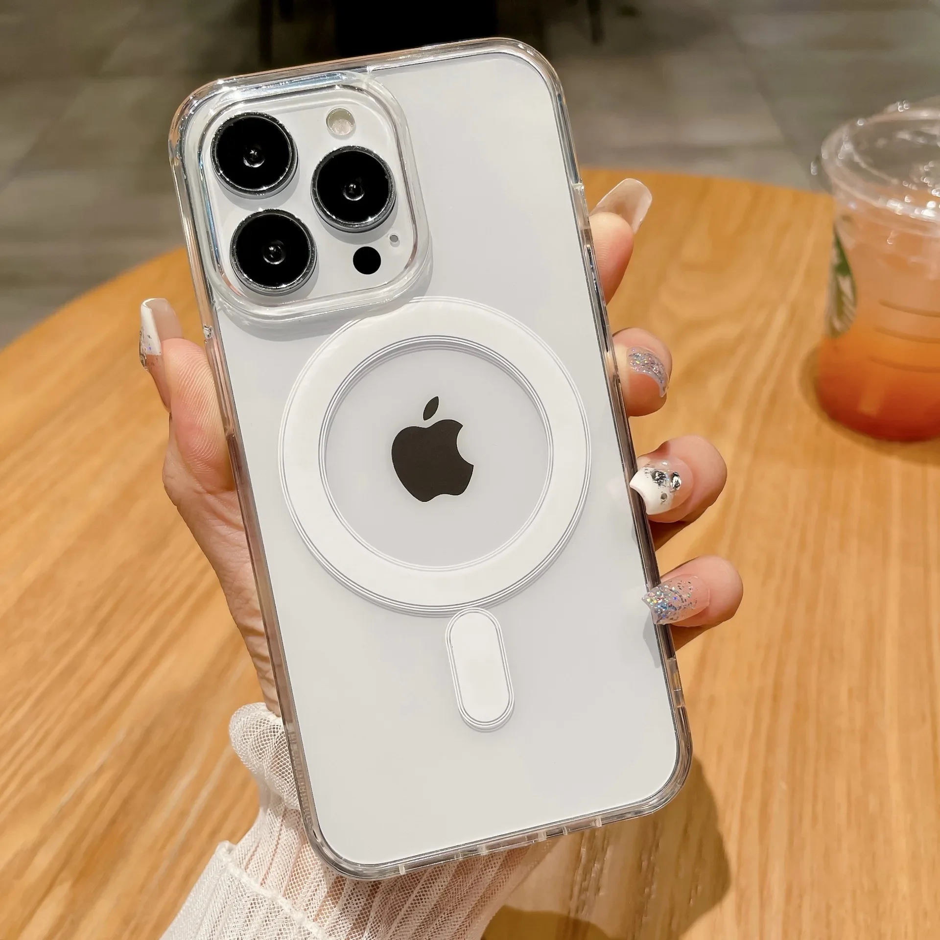 Магнитный прозрачный чехол для беспроводной зарядки Magesafe iPhone 15 Pro Plus Max