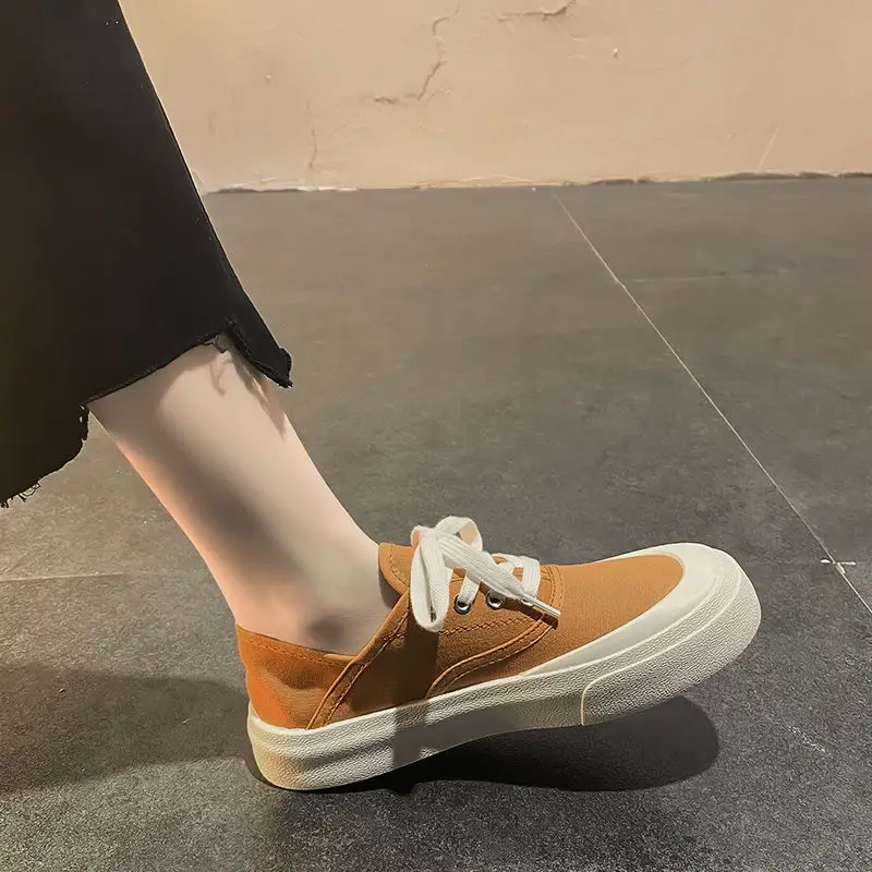 2023 Woman Vulcanized Sports Shoes Women's Spring Summer Canvas Shoes Women Low Top Sneakers Wide Toe Lace Up Trainers Shoes