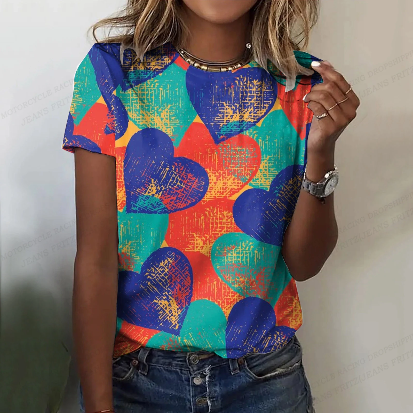 

Женская блузка с коротким рукавом и круглым вырезом