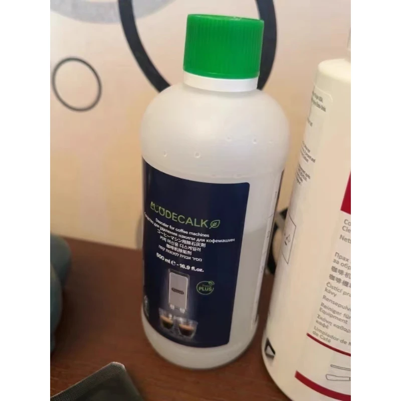 Средство для удаления накипи кофемашины DeLonghi средство 5-кратное очистки объема
