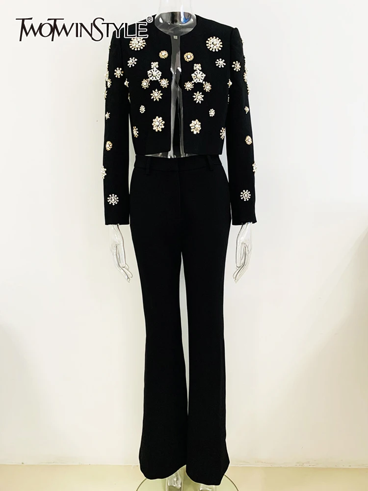 

Женский брючный костюм TWOTWINSTYLE, белый повседневный костюм из двух предметов с круглым вырезом, длинными рукавами и вышивкой на лето 2019