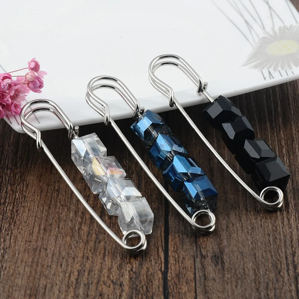 

3PC Cardigan Coat Pin Christmas Dress Decoration Bag Pendant Button Sweater Brooch Pin Sweater Brooch Clip