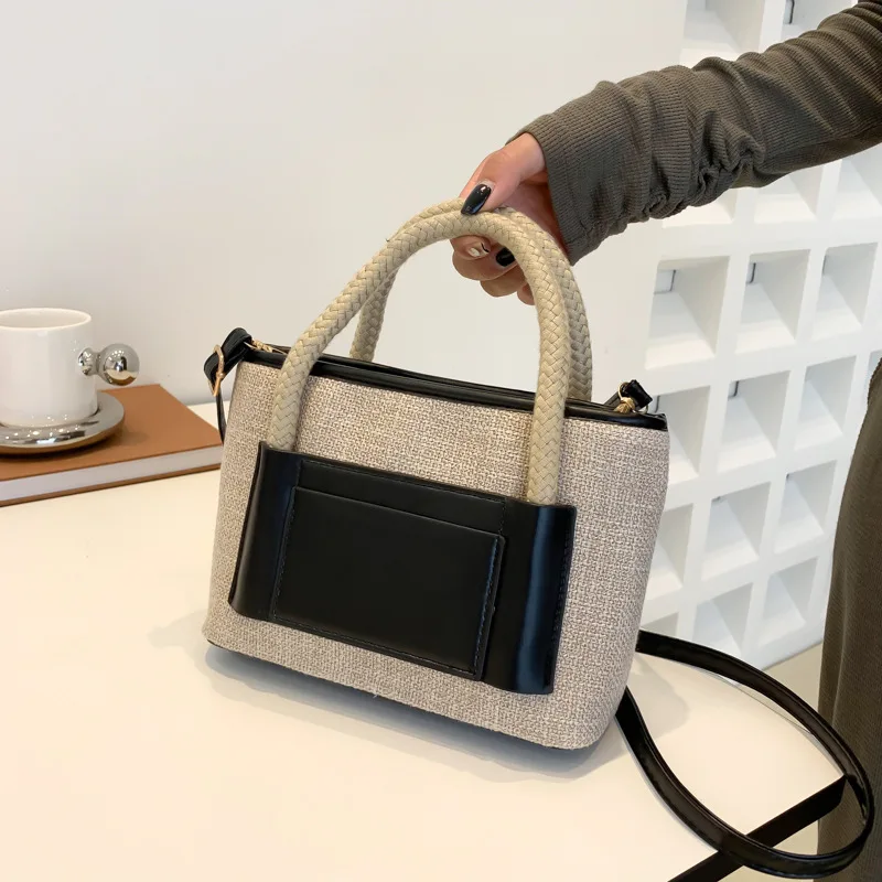 

2022 Winter New Women's Bag Fashion Simple Large-capacity Linen Tote Bag Versatile Personality Contrasting Color Shoulder Bag