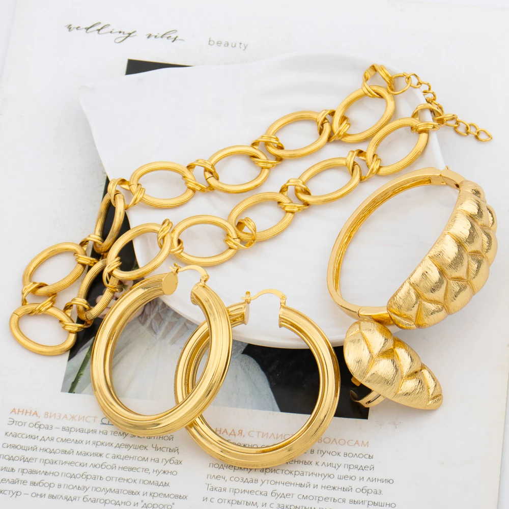 

Hoop Earrings Rings Necklace Set Bangles Jewelry Women Round Fashion Sets Classic Trendy Lady Necklace Romantic Wedding Party