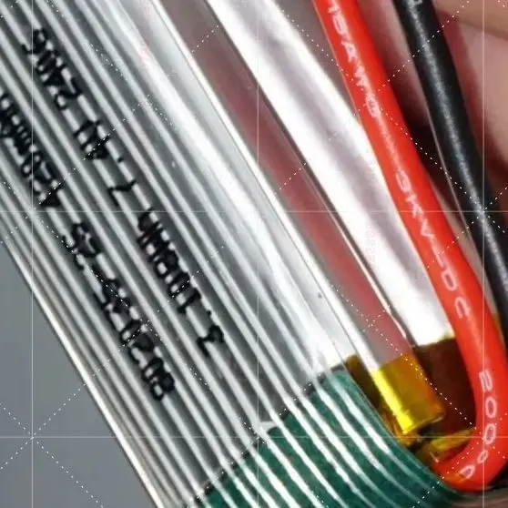Фото 7.4В 420мАч 2S 20C 802035 Литиевая батарея для радиоуправляемых моделей самолетов №1