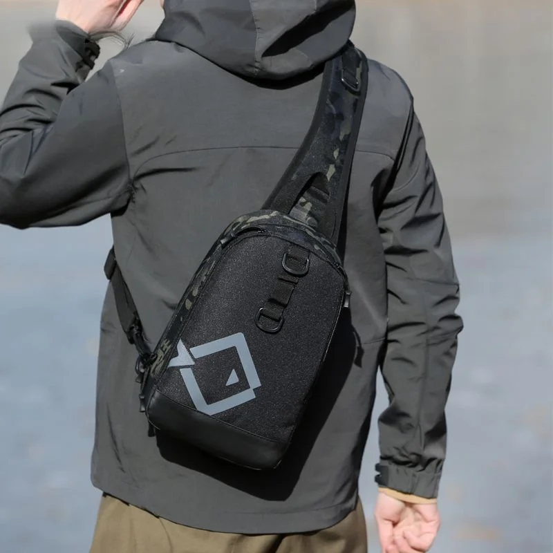 New Men's Outdoor Multifunctional Chest Bag Men's and Women's Leisure Large Capacity Crossbody Travel Bag