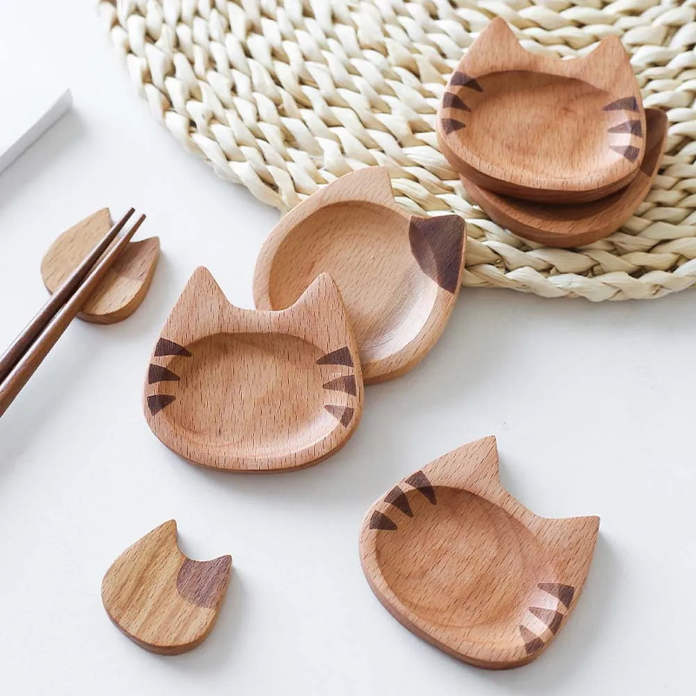 

Wooden Cat Dipping Dish Wood Plate Seasoning Dish Sushi Wasabi Mustard Soy Sauce Dish Japanese Style Tableware