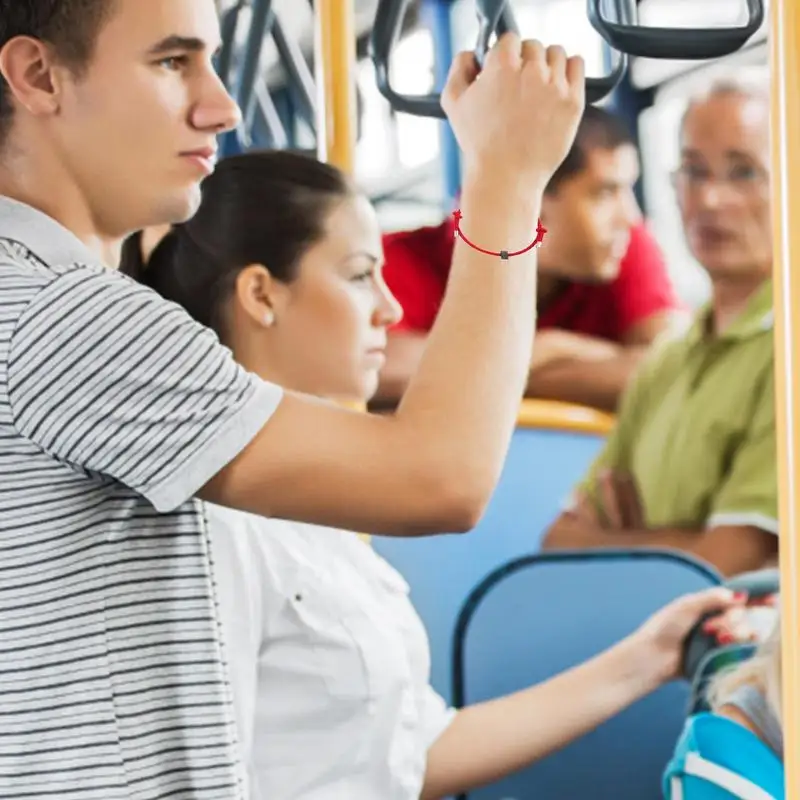 

Escape Bracelet Portable Tungsten Carbide Bead Bracelet Easy To Use Safety Glass Breaking Self Rescue Tool For Cars Buses Trucks