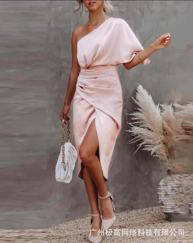 

Женское платье, Новинка лета и весны, топ-труба средней длины до колена, длиной на одно плечо, кукольный рукав, Розовое свободное прямое плат...